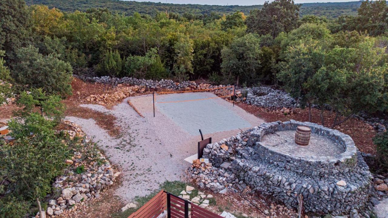 Villa Campiello heated pool Vrbnik Esterno foto