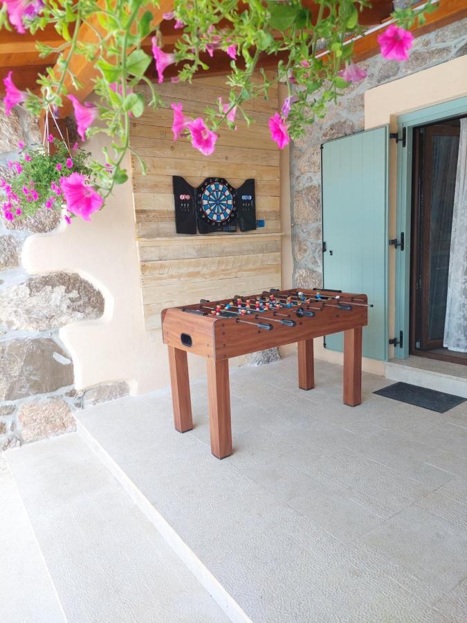 Villa Campiello heated pool Vrbnik Esterno foto