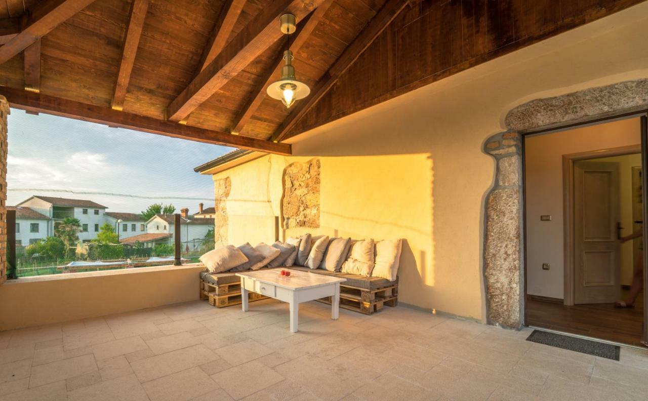 Villa Campiello heated pool Vrbnik Esterno foto